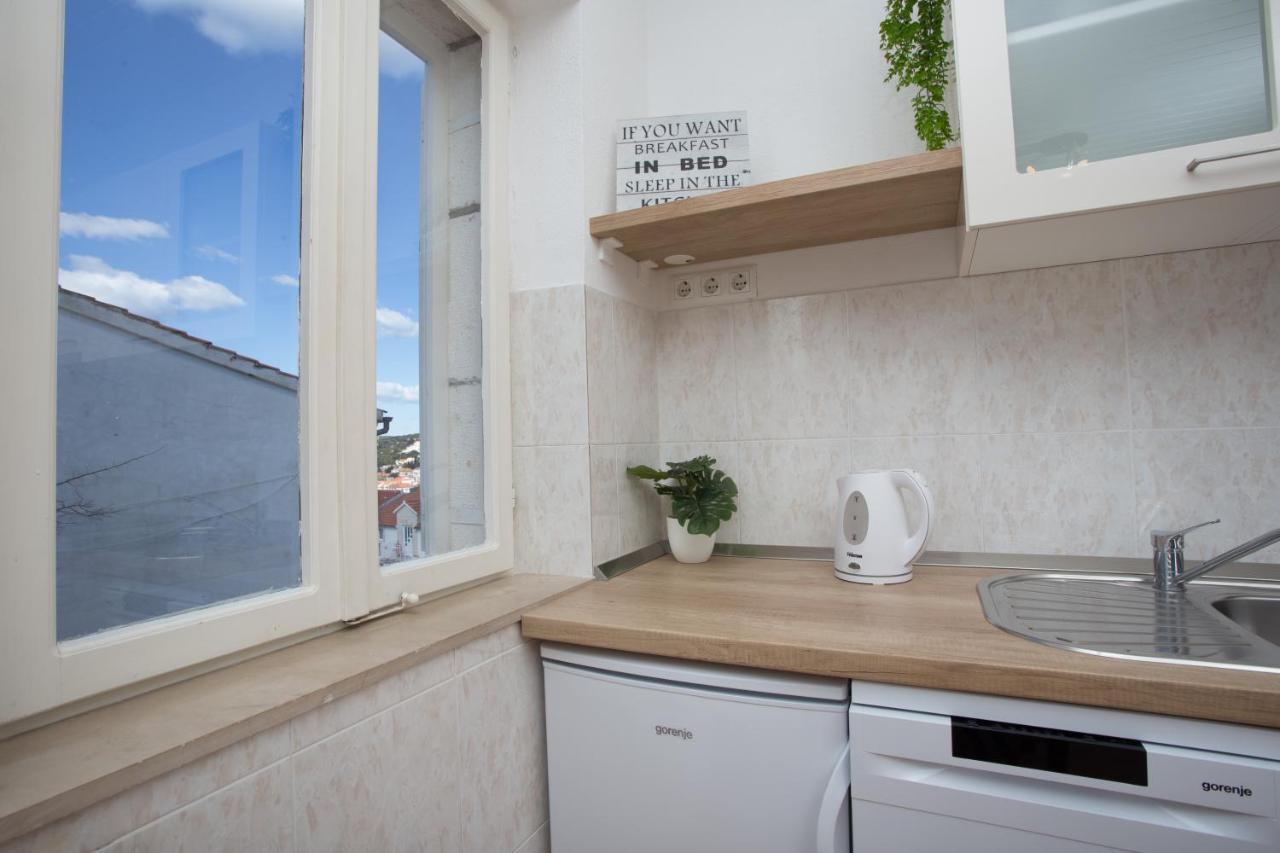 Apartments Marija Bibic Хвар Экстерьер фото